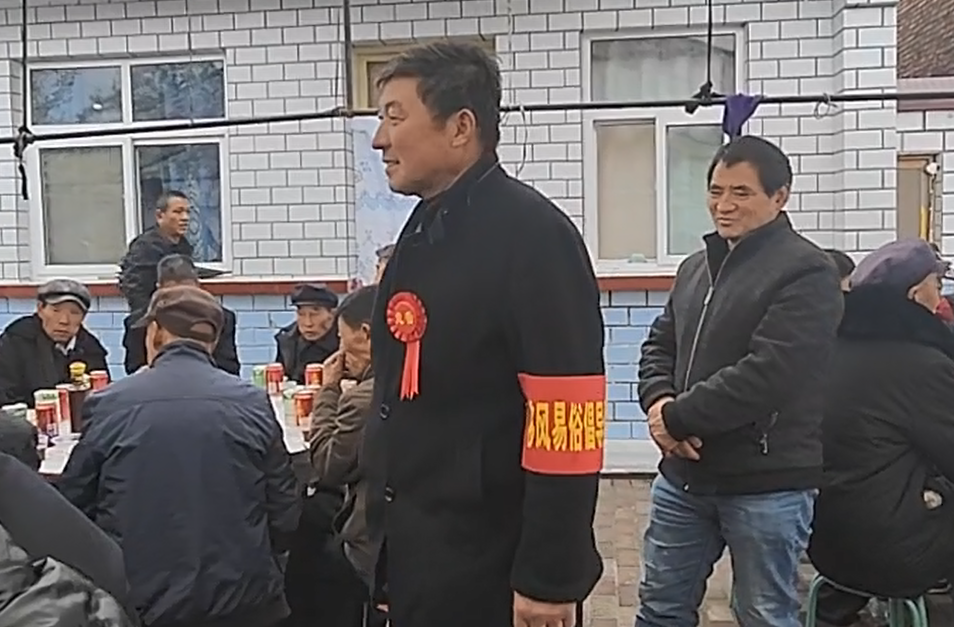 慶城：“簡辦不減愛” 幸?！拜p輕”來敲門