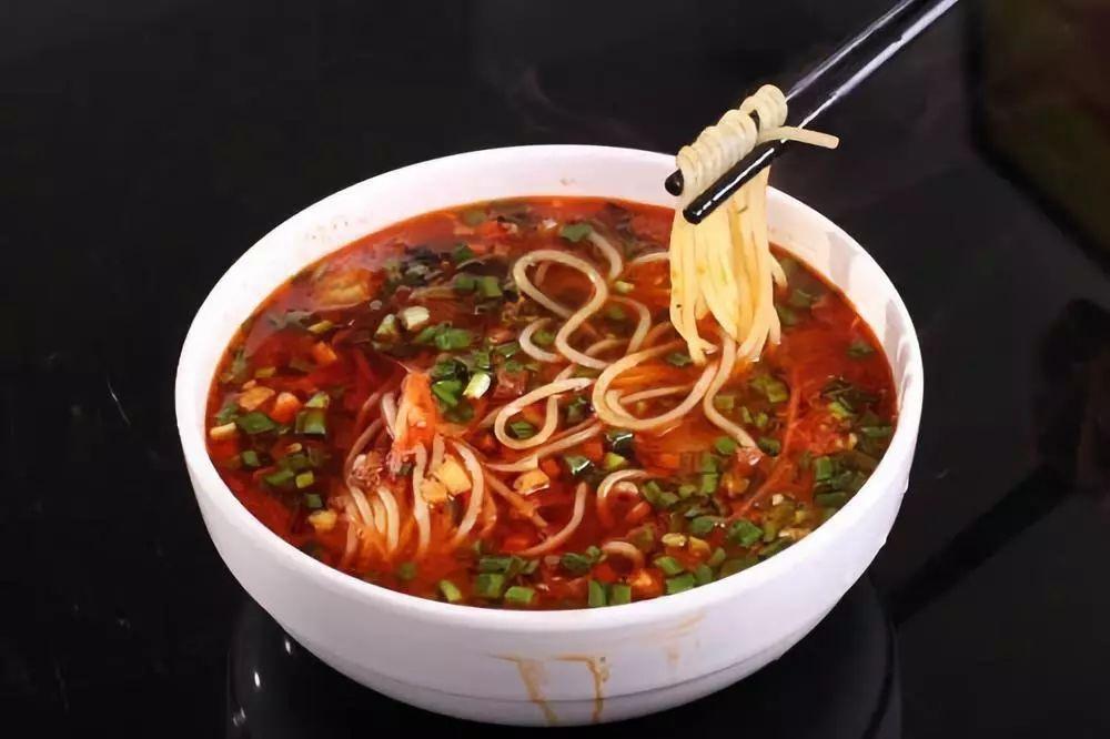 吃完天水麻辣燙？下一站，慶陽饸饹面！